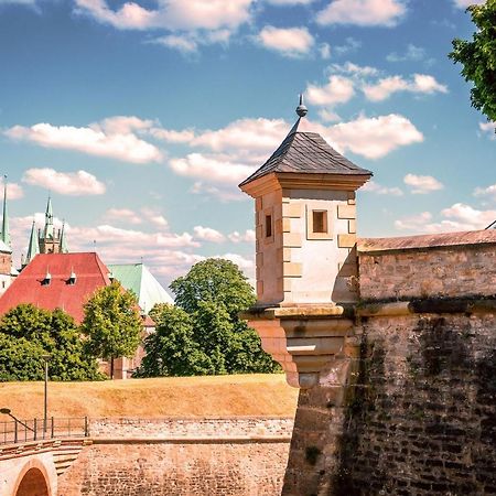 Liebevoll eingerichtete Ferienwohnung direkt am Erfurter Dom! Exterior foto